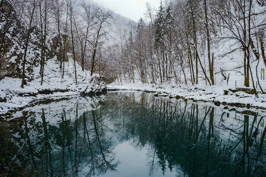 Skrivnostno Divje jezero pri Idriji