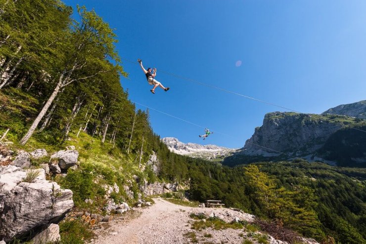 Za adrenalinske navdušence: Zipline Slovenia v Bovcu